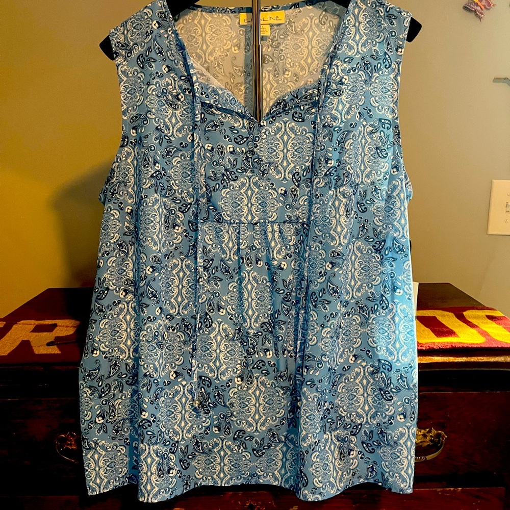 Women's blouse